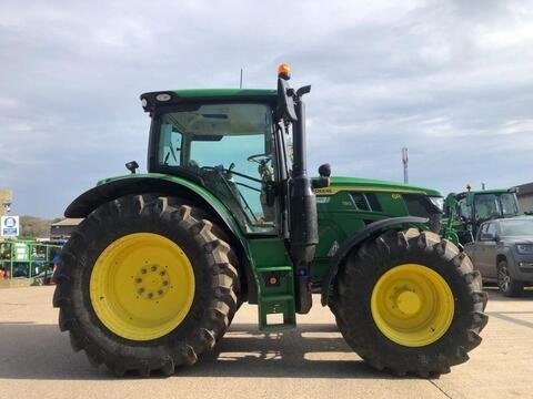 John Deere 2038R - Image 3
