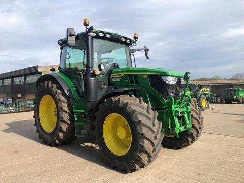 John Deere 2038R - Image 2
