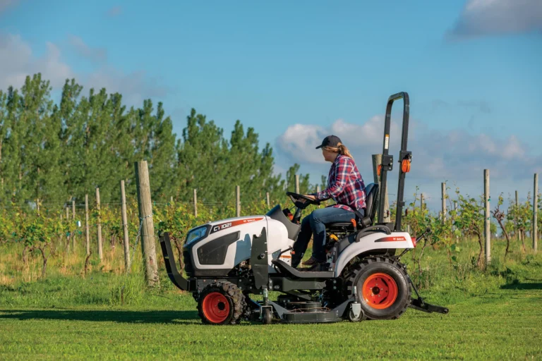 8b9d3f2113_bobcat-ct1021-mid-mount-mower-s6c8402-19g3-fc